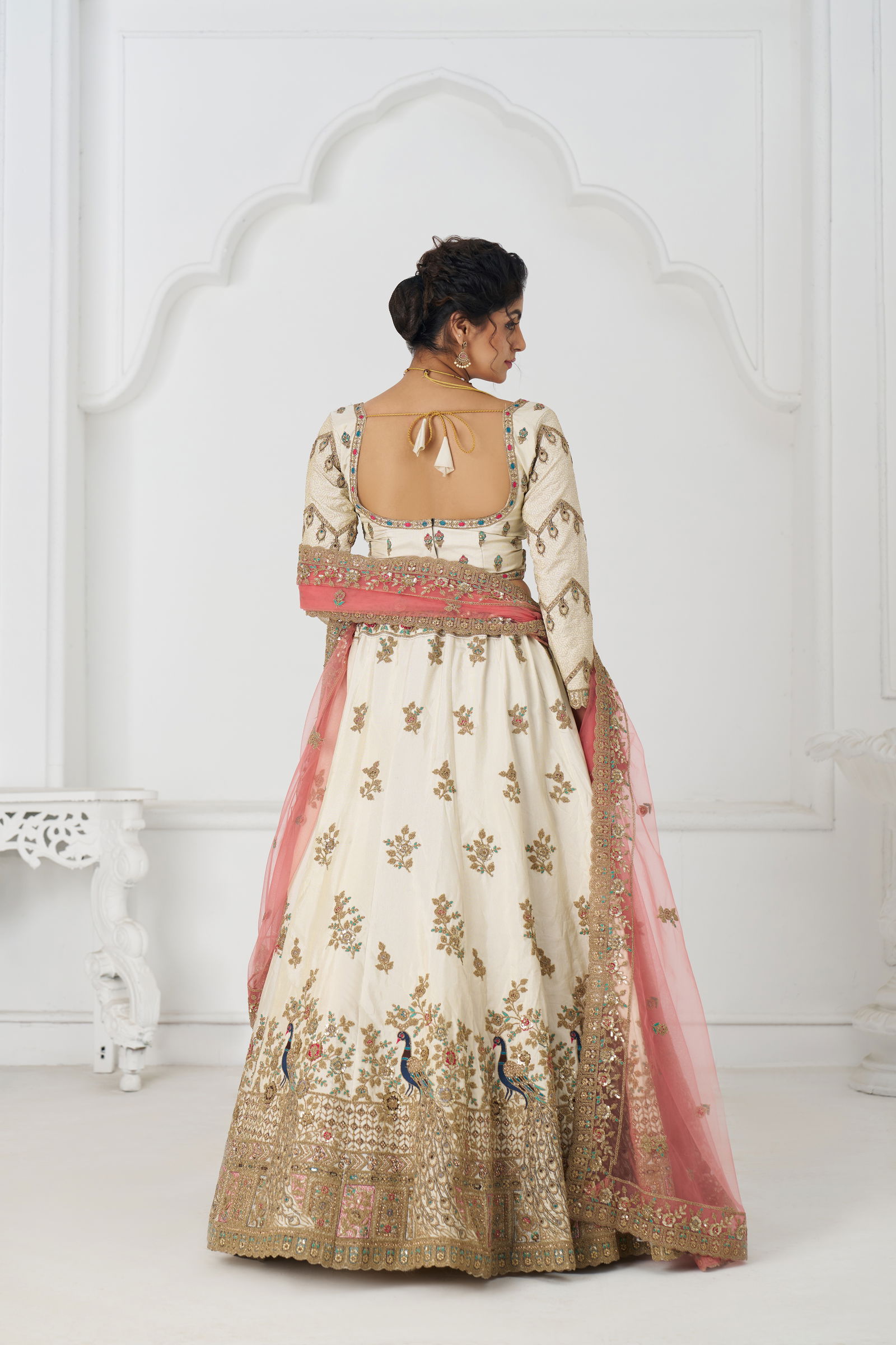 Kf 07 White Zari Silk Embroidered Designer Bridal Lehenga Bulk Orders In India